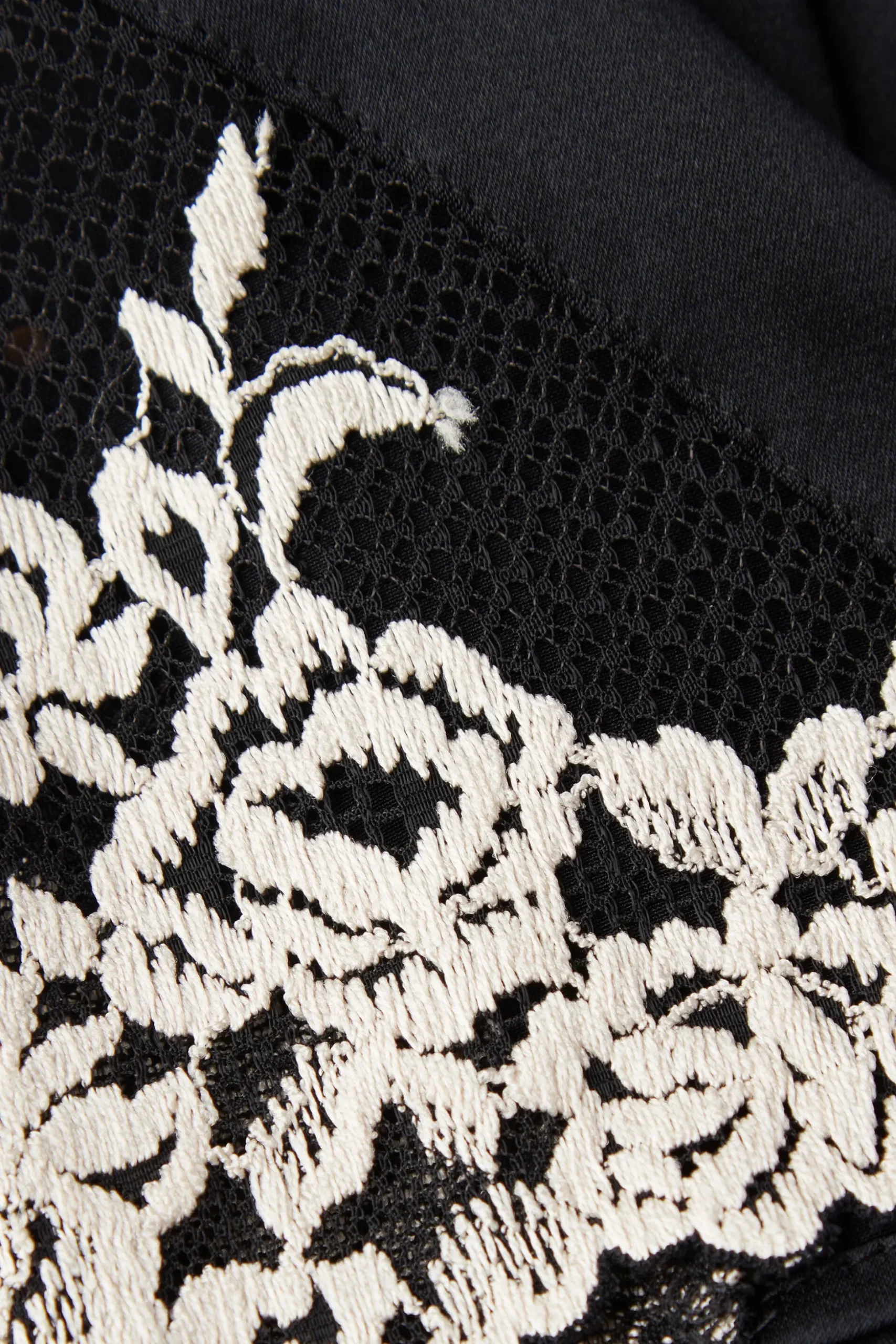 Shorts i siden Pretty Flowers